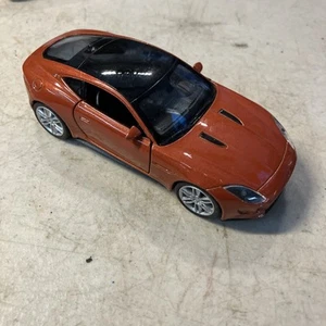 WELLY Fine And Xtreme Diecast Car Model JAGUAR F-Type Coupe in 1:24 Scale Orange - Picture 1 of 3