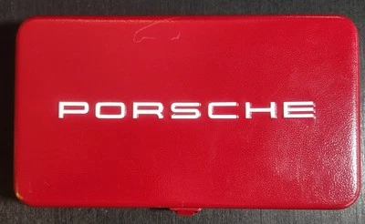 PORSCHE COMBINATION WRENCH SET METRIC 7-17 IN ENAMELED STEEL CASE PCG19501100 - Image 1 of 4