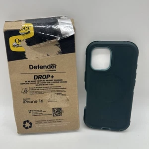 OtterBox Defender Series MagSafe para iPhone 16 en verde sabio - Imagen 1 de 5