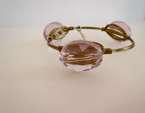 BRACCIALE BOURBON & BOWTIES grande cristalli rosa BRACCIALE 2,75" TONDO SLIP-ON BANGLE - Foto 1 di 7