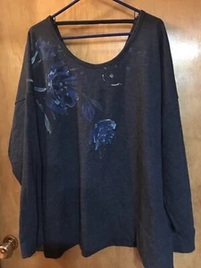 Comfy Soft Low Back Maurices Blue Floral Sweatshirt Size 3 (3X) - Picture 1 of 4
