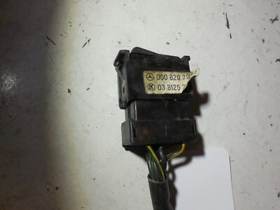 Enchufe de cableado interruptor calentador CA 0008207910 77-85 Mercedes Benz W123 240D 300D Foto 1 de 4