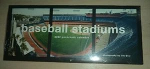 Calendario panorámico de estadios de béisbol 2002, fotos de Jim Dow nuevo en paquete - Imagen 1 de 2