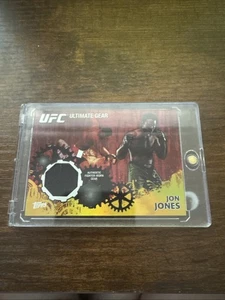 2010 Topps UFC Jon Jones Ultimate Gear Relic /188 - Picture 1 of 2