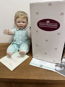 Ashton Drake Galleries Porcelain Doll Andrew Sitting Flashing Firefly 1996 26cm - Picture 1 of 7