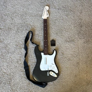 Ungetestet Rock Band 4 Black Wireless Gitarre Fender Stratocaster Xbox One 91161 - Bild 1 von 9