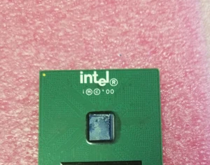 Procesador Intel Pentium III 800 MHz (RB80526PZ800256) - SL52P SOCKET 370 - Imagen 1 de 1