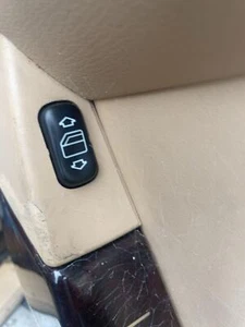 2000-2002 Mercedes-benz S430 Rear Right Side Door Window Switch - Picture 1 of 3