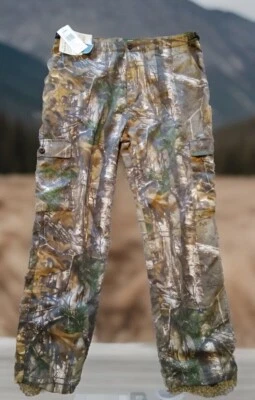 Cabelas Realtree  extra mens Camo Pants Size 40 X 32 NWT  - Image 1 of 3