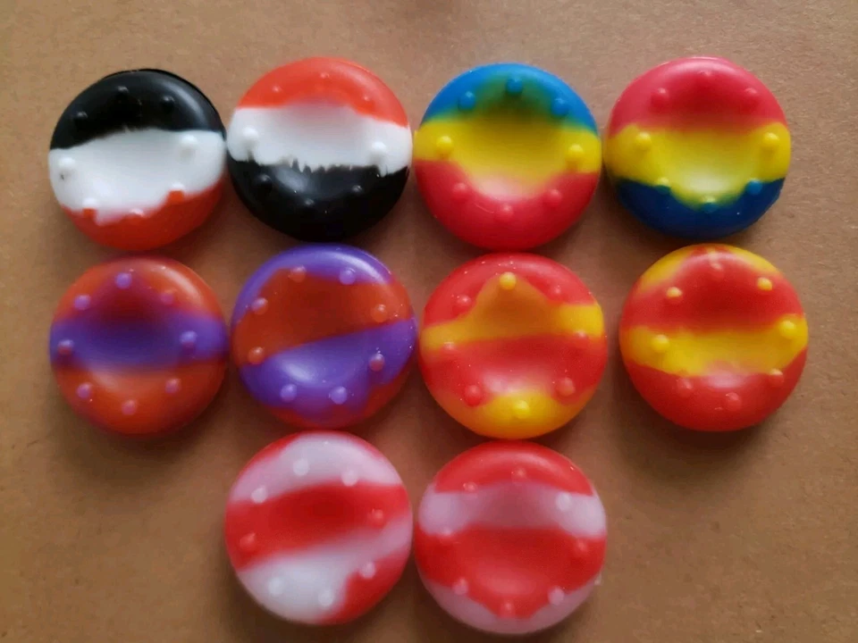 Red Camo Controller Grips Bundle #2 - Image 1 of 1