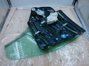 BMW E93 Cabrio Fensterhebermotor hinten rechts mit Scheibe Teilenummer: 71981740 - Bild 1 von 2