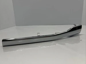 2012-2015 Honda Pilot Left Chrome Center Molding Bar 75106-SZA-A11 - Picture 1 of 9