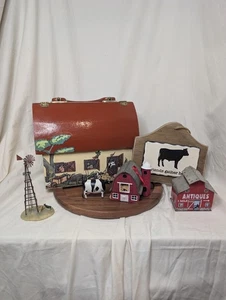 Sortiment Bauernhof und Kuh Deko Holz handbemalt Scheune Brotdose Scheunenschmuck - Bild 1 von 20