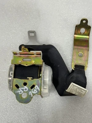 2002 2003 2004 2005 2006 2007 2008 2009 LEXUS SC430 RIGHT REAR SEAT BELT BLACK - Image 1 of 4