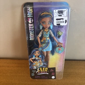 Monster High Cleo De Nile Day Out Mattel 2023 New In Box - Picture 1 of 4