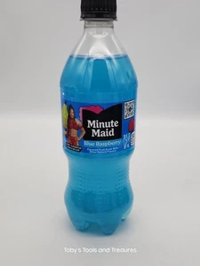 2025 Minute Maid Blue Raspberry WWE Bianca Belair 20oz Bottle Wrestlemania  - Picture 1 of 3