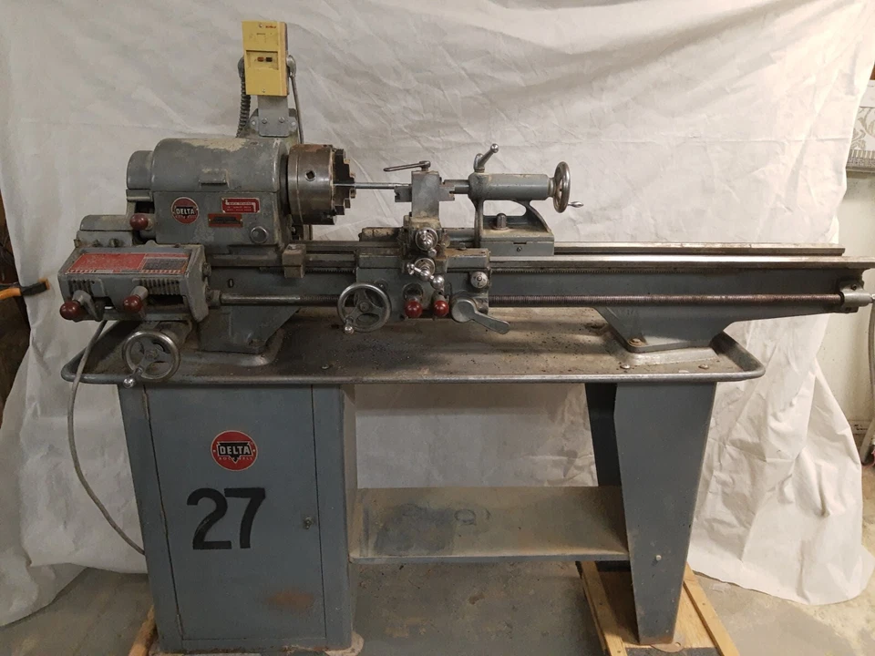 Torno de metal Rockwell deltal 10" 25-700 Foto 1 de 4