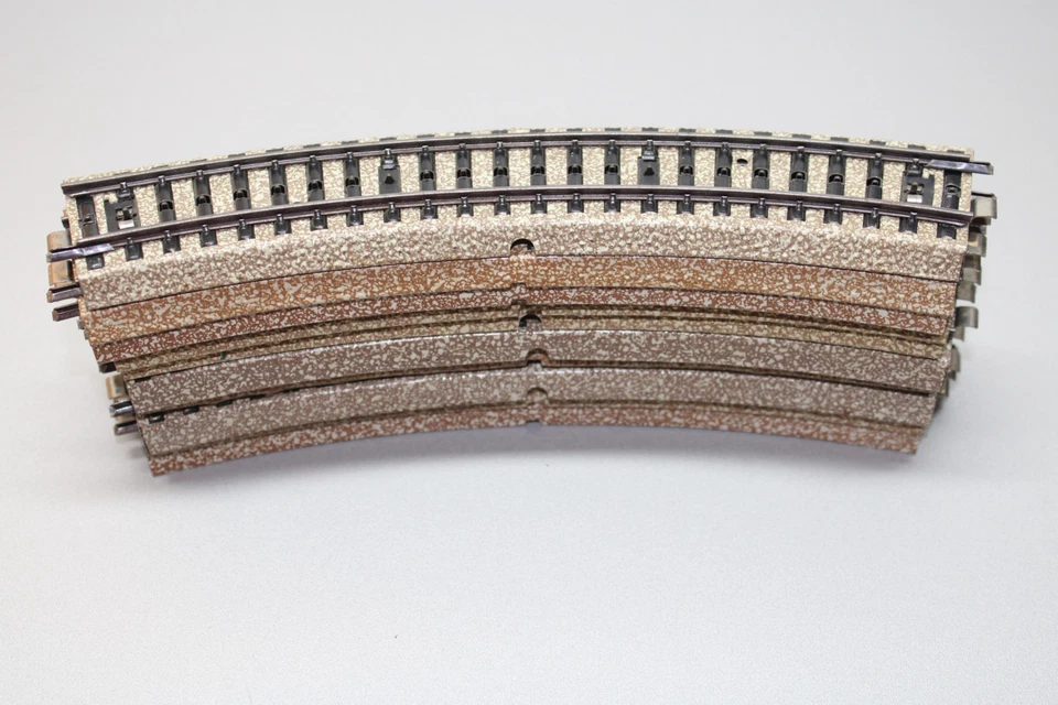 Märklin 5100 10 Pieces Curved Track M Track Track Track H0 Gauge  - Image 1 of 1