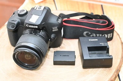 Cámara digital Canon EOS 4000D con lente EF-S 18-55 mm Foto 1 de 4