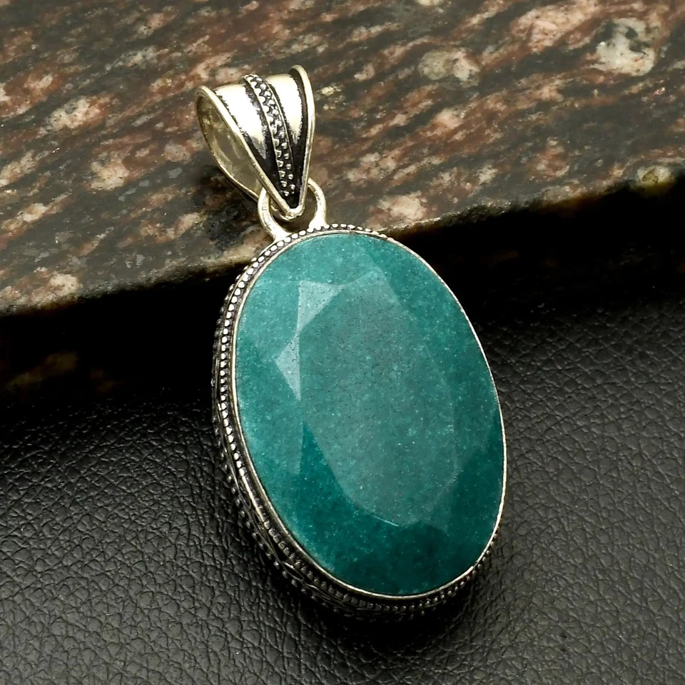 Ювелирные изделия кулон ручной работы с искусственным изумрудом 2,2 дюйма AP-45273 - Изображение 1 из 1