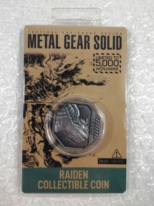 METAL GEAR SOLID - MGS 2 - RAIDEN (LIMITED TO 5000 EX.) COLLECTIBLE COIN NEW - Picture 1 of 2