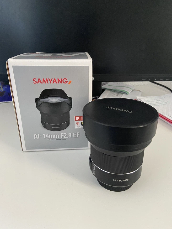 Samyang 14mm F2.8 ED AS IF UMC Objectivo para Canon - Negro - Imagen 1 de 4