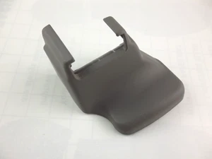 Front Seat Track End Cover Passenger 72137-AE040 Toyota Sienna 2004-2010 - Picture 1 of 6