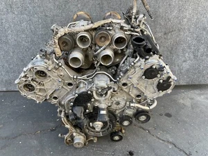 Engine Motor Turbo Mercedes W205 C63 Amg 4.0l Bi Tubro Vin 8G 25K oem - Picture 1 of 12