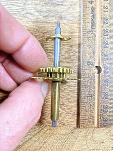 Gilbert Clock Movement (Pat. June 3 1879) Hands Post (KD2696) - Picture 1 of 8