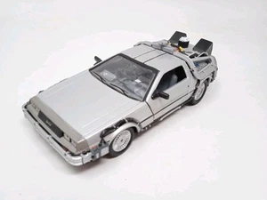 Welly DeLorean Back to the Future II - Scala 1/24 NO.22441FV - Foto 1 di 17