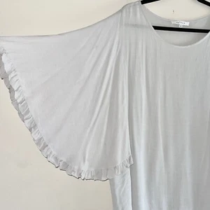 Top boho ligero con volantes mangas aleteadas para mujer talla grande 1XL línea larga gris - Imagen 1 de 9