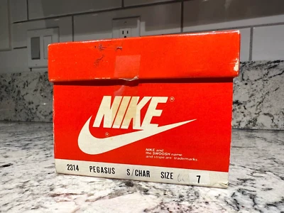 复古 20 世纪 80 年代耐克 Pegasus 2314 S/Char 尺码 7 仅含鞋盒! — 第 1/4 张图片