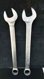 PAIR OF GOOD USED SNAP ON OEX22 11/16"12 POINT COMBINATION BOX/OPEN END WRENCHES - Picture 1 of 2