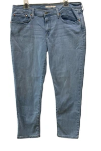 Women’s Levi Boyfriend Size 31 Light Denim Wash Cotton Stretch inseam 27 - Picture 1 of 8