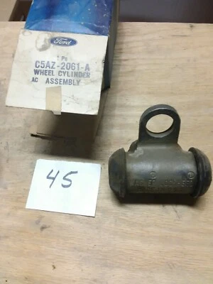 NOS 1960-1972 FORD GALAXIE LTD FAIRLANE TBIRD RIGHT FRONT WHEEL CYLINDER MERCURY - Image 1 of 2