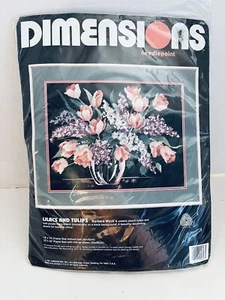 Kit de punta de aguja Dimensions lilas y tulipanes vintage 1991 artesanía de lana persa - Imagen 1 de 3