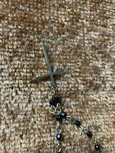 Kn9 Vintage Costume 3 Strand Rosary Style With Cross Gold Tone Heart & Sparkly - Picture 1 of 7