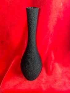 3D Printed Small Black textured Bud Vase - Picture 1 of 9