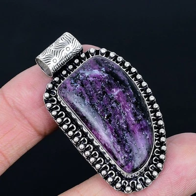 Colgante hecho a mano de 1,97" enchapado en plata 925 con zosite de rubí Foto 1 de 3