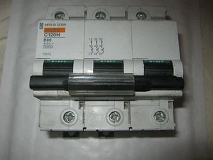 INTERRUPTOR CIRCUITO MERLIN GERIN C120H D80 80 AMP 15KA TRIPLE POLO (18512) - Imagen 1 de 1