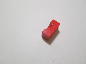 Hape Quadrilla Marble Run Replacement Part Red Wooden Angled 1/2 Chute/Block Peg - Picture 1 of 7