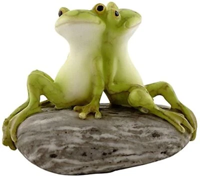 Top Collection Miniature Fairy Garden and Terrarium Statue, Frog Friends on S... - Image 1 of 4