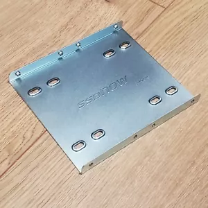 Set 2 SSDNOW Adapter 2,5"" auf 3,5"" Schacht SATA SSD Festplatte Caddy Fach P/N 3342046 - Bild 1 von 3