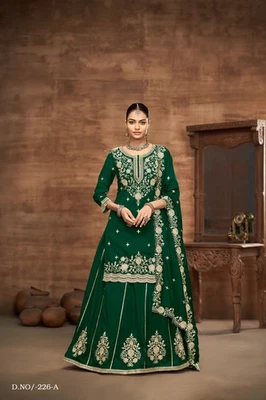 Traje Lehenga bordado pesado de seda Vichitra verde con Dupatta | Festival... - Imagen 1 de 4