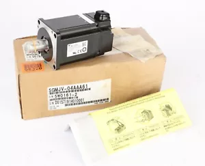 Yaskawa SGMJV-04AA61 Brushless Servo Motor, 200VAC, 50-750W, 3000-6000RPM - Picture 1 of 7
