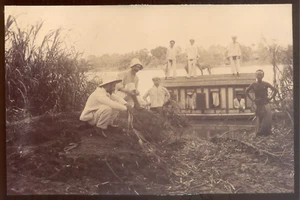INDOCHINE, Partie de "chasse" sur les berges du Mekong, Citrate 1903 - 10,5x16 - Picture 1 of 1