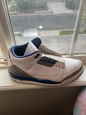 Zapatillas Air Jordan 3 Retro Knicks Talla 10.5 Azul Blanco Y Gris Dorado Logo Foto 1 de 4