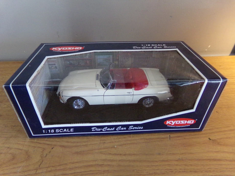 KYOSHO 1:18 ЛИТОЙ MGB MK-1 БЕЛЫЙ НОВЫЙ В КОРОБКЕ - Изображение 1 из 1