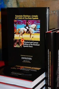 Historical and Current Stallions of the Purebred Spanish Horse - Imagen 1 de 2