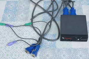 Avocent SwitchView 2 port 520-345-001 USB PS/2 alimentation et jeu de câbles (B) - Photo 1/12